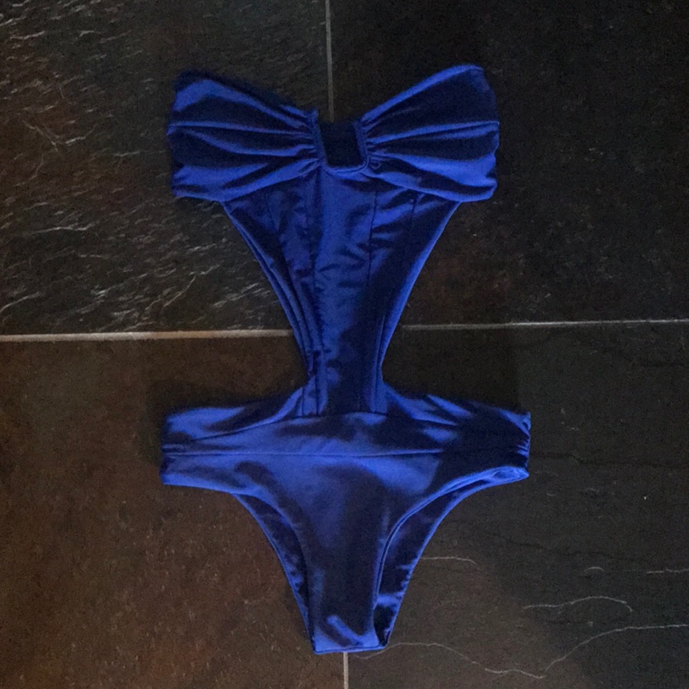 Mikoh Monokini